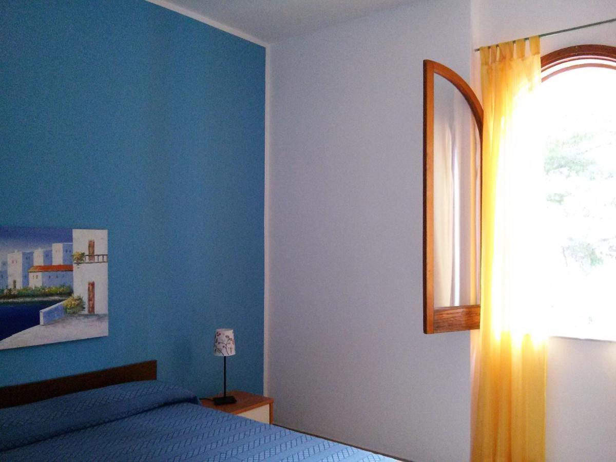 Testa Di Monaco - Basic Beach Accommodations Capo d'Orlando Ngoại thất bức ảnh
