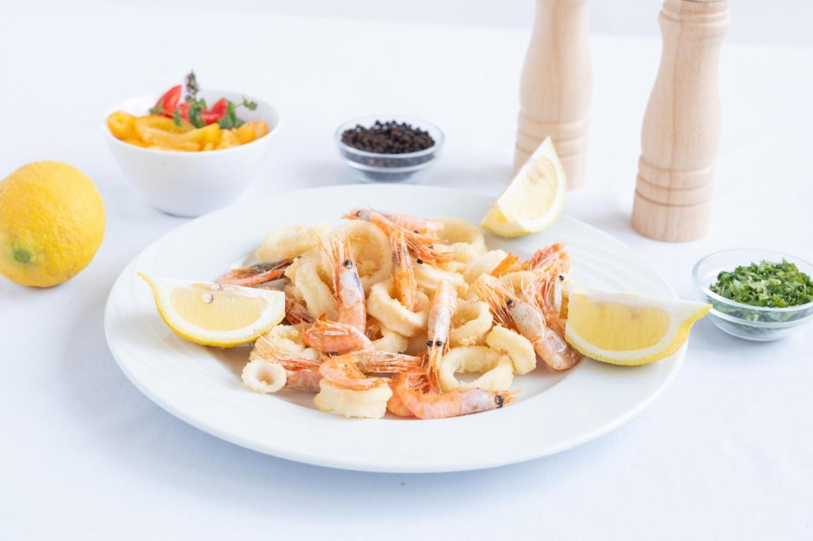 Testa Di Monaco - Basic Beach Accommodations Capo d'Orlando Ngoại thất bức ảnh